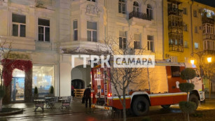 В Самаре на Ленинградскую экстренно стянули пожарных и скорую