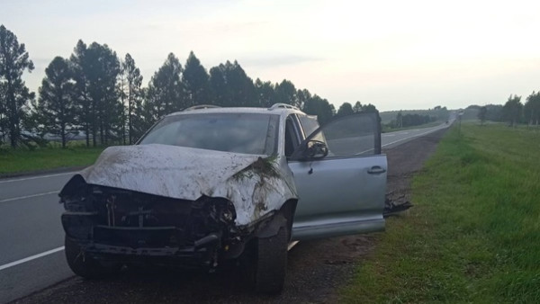 Спасатели рассказали, сколько человек пострадало в ДТП с Porsche Cayenne в Самарской области