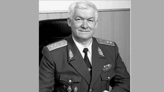 На 76-ом году жизни скончался экс-начальник УФСБ Самарской области генерал-лейтенант В. Евтушенко