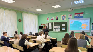 Самарских учителей хотят взять под защиту