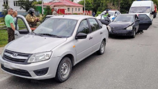 22 июня под Самарой столкнулись два автомобиля Lada 