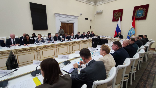 Новогодний трамвай-экскурсовод появится на улицах Самары в декабре 2025 года