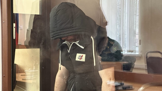 В Самаре судят задержанных за взятки от мигрантов экс-начальников РЭО ГАИ