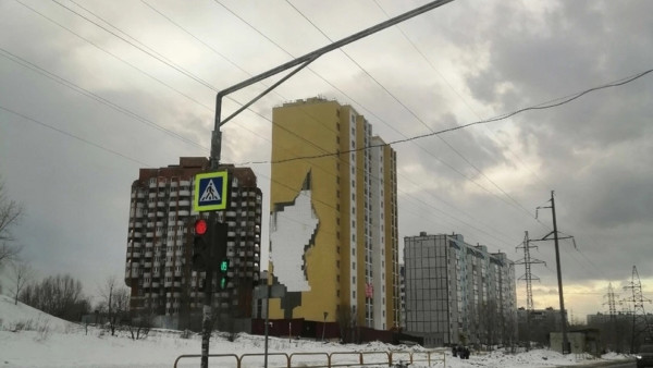 В Самарской области осыпался фасад 16-этажной новостройки