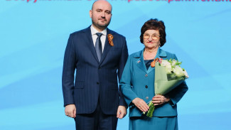 В Самаре во Дворце спорта имени Владимира Высоцкого прошло торжественное собрание в честь Дня Победы