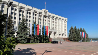 Губернатор В. Федорищев попросил Е. Крида приехать в Самару на разговор