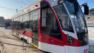 Неизвестные обстреляли новый трамвай в Самаре 14 июля