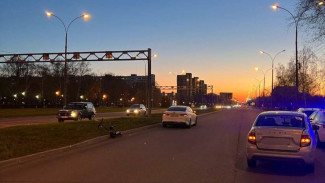 В Тольятти сбили двух девочек на электросамокате