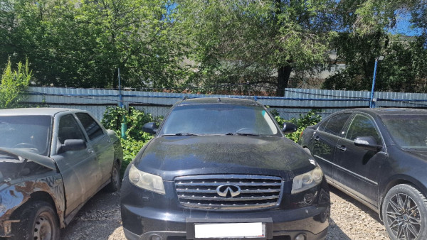 В Самаре у пьяного водителя изъяли элитный Infiniti FX35