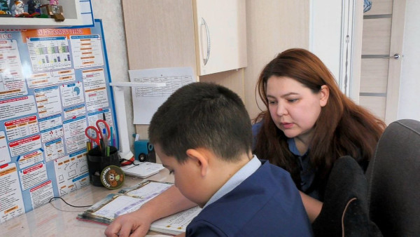 Вдове участника СВО помогли с билетами на Парад в Самаре