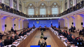 Сергей Шойгу провел совещание по защите критически важных объектов в регионах ПФО