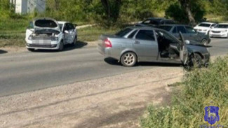 Под Самарой произошло жесткое ДТП при развороте