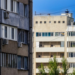В Сызрани школьница выпала из окна 9 этажного дома