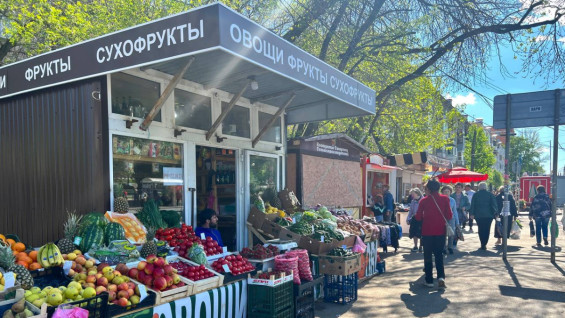 В Самаре демонтируют незаконный мини-рынок в Кировском районе 