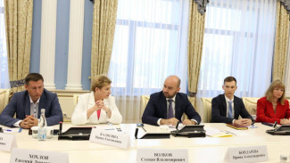 Вячеслав Федорищев обсудил с деятелями культуры и искусства программу развития Самарской области