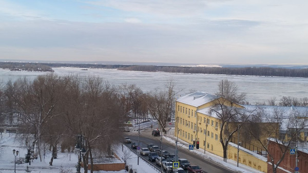 Суда из Самары в Рождествено пустят, когда толщина льда составит 7 см