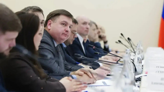 122 общественных пространства и 90 дворов Самарской области благоустроят по ФКГС в этом году