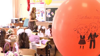 Школы Самары открыли двери для 11 тысяч первоклассников