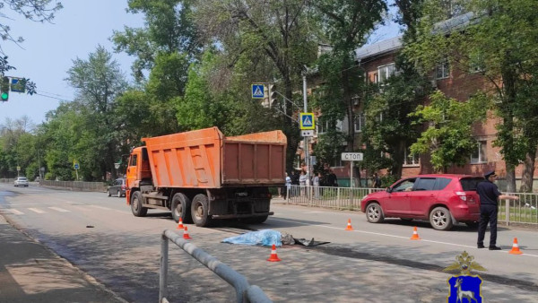 В Самаре КАМАЗ насмерть сбил пенсионерку