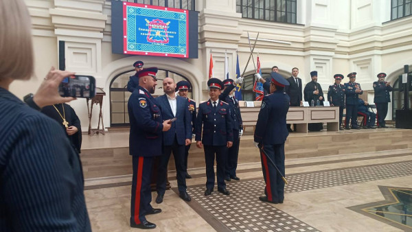 Губернатор Самарской области Вячеслав Федорищев принял присягу на верность казачеству и Отечеству