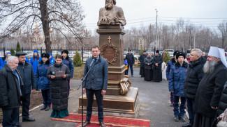 В Самаре установили памятник святителю Луке Крымскому