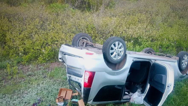 В Самарской области перевернулась Lada Largus 4 мая