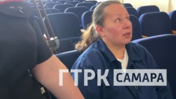 «Очень тяжело» - мать Екатерины Тарховой прокомментировала судебный процесс над дочерью 