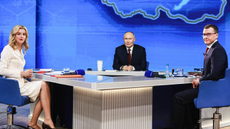 Владимир Путин назвал перспективной альтернативой для каждого национальный мессенджер МАХ