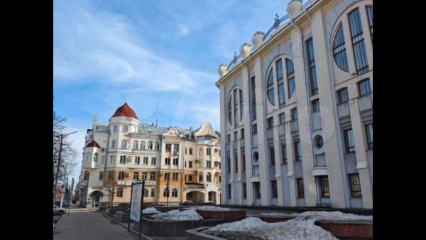 В Самаре продают двухуровневую квартиру у филармонии за 17 млн рублей