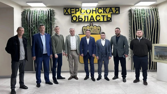 Самарская делегация обсудила с Херсонской областью поставки оборудования и промышленную кооперацию