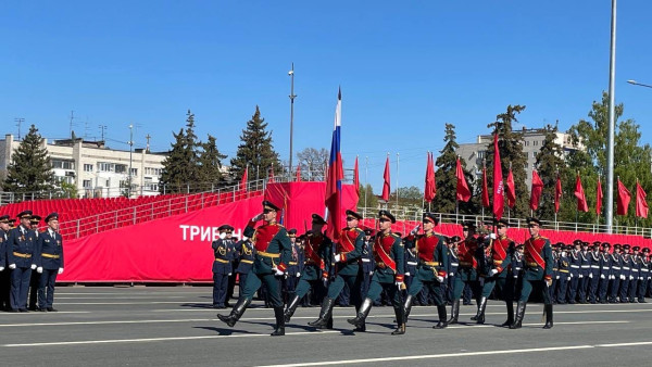 В Самаре состоялась генеральная репетиция военного парада Победы на площади Куйбышева