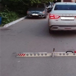 11-летнюю девочку на самокате сбила Lada Vesta в жилой зоне Тольятти
