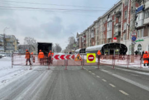 В Самаре на ул. Победы общественный транспорт пустили в объезд 