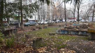 Жители Самары на Демократической,5 не могут договориться насчет благоустройся двора