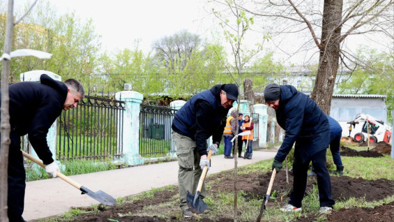Мэр Самары Иван Носков поделился впечатлениями от дождливого "субботника" 25 апреля