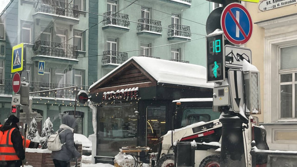 В Самаре около 500 единиц техники вывозят снег после нового снегопада 3 февраля