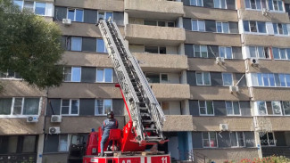 Пожар в многоэтажке Тольятти: эвакуированы 40 человек, включая 5 детей