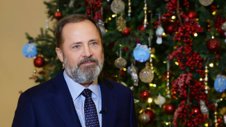 Поздравление с Новым 2026 годом полномочного представителя Президента РФ в ПФО Игоря Комарова