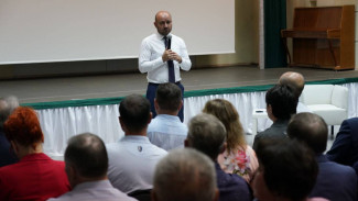 Глава региона Вячеслав Федорищев встретился с жителями Отрадного