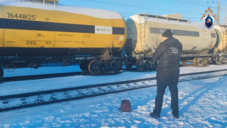 В Самаре грузовой поезд насмерть сбил женщину 24 декабря