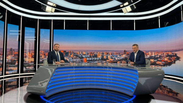 «Актуальное интервью»: в студии ГТРК «Самара» мэр города Иван Носков 