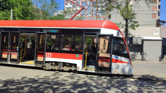 В Самаре загорелся трамвай с пассажирами на улице Победы