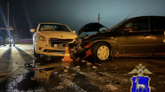 Двухлетний малыш попал в больницу после аварии под Самарой