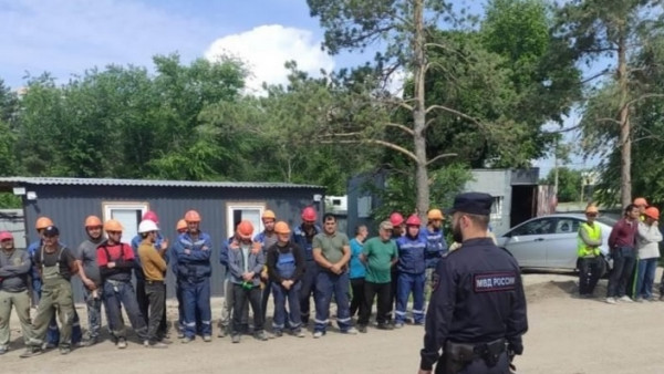 Жительница Самарской области зарегистрировала в квартире 20 мигрантов