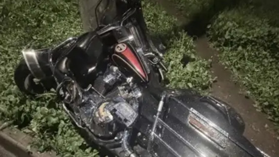 Байкер на Harley-Davidson сбил пешехода и влетел в столб в Самаре