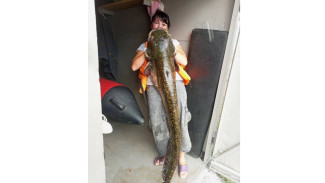 Девушка выловила в Волге глубоководного монстра размером с человека