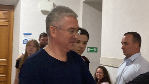 Экс-глава самарского правительства В. Кудряшов предстал перед судом 6 августа