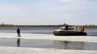 На Волге в черте Самары мужчину унесло течением