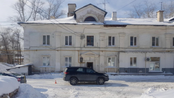 В Самаре автомобилист сбил пенсионерку во дворе дома