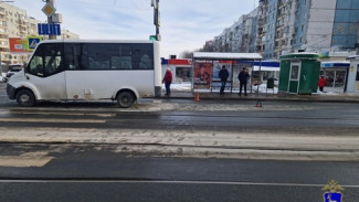 В Самаре 24 февраля под колёсами автобуса пострадал 75-летний пешеход